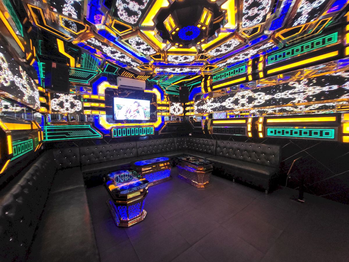 도쿄 가라오케 내부 2