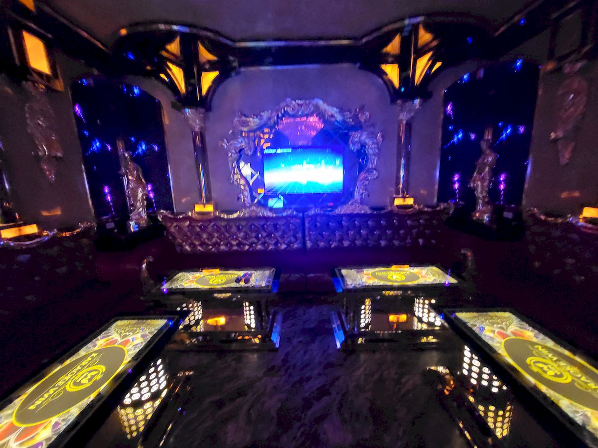 도쿄 가라오케 내부 4