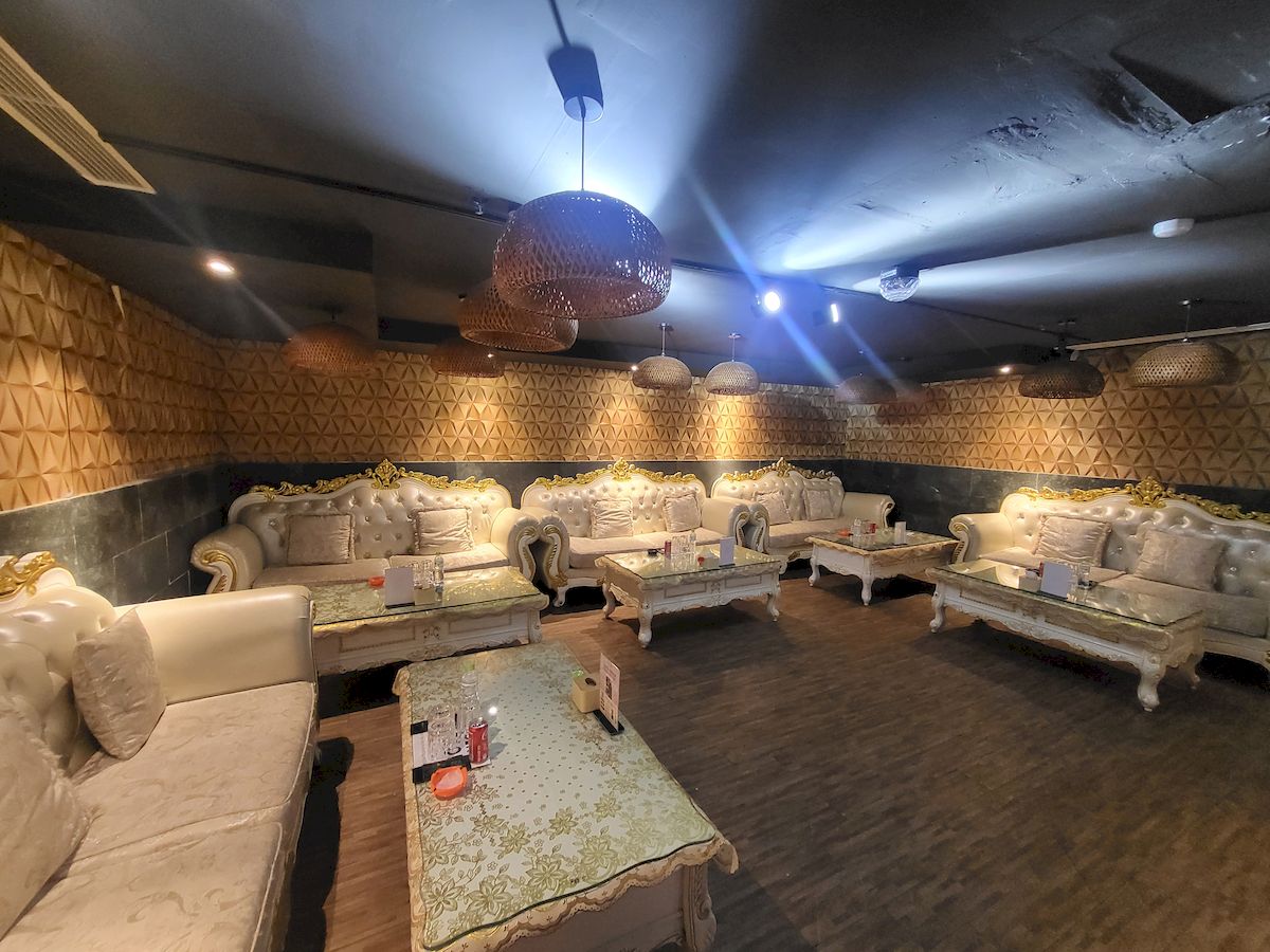 에덴 가라오케 내부 1