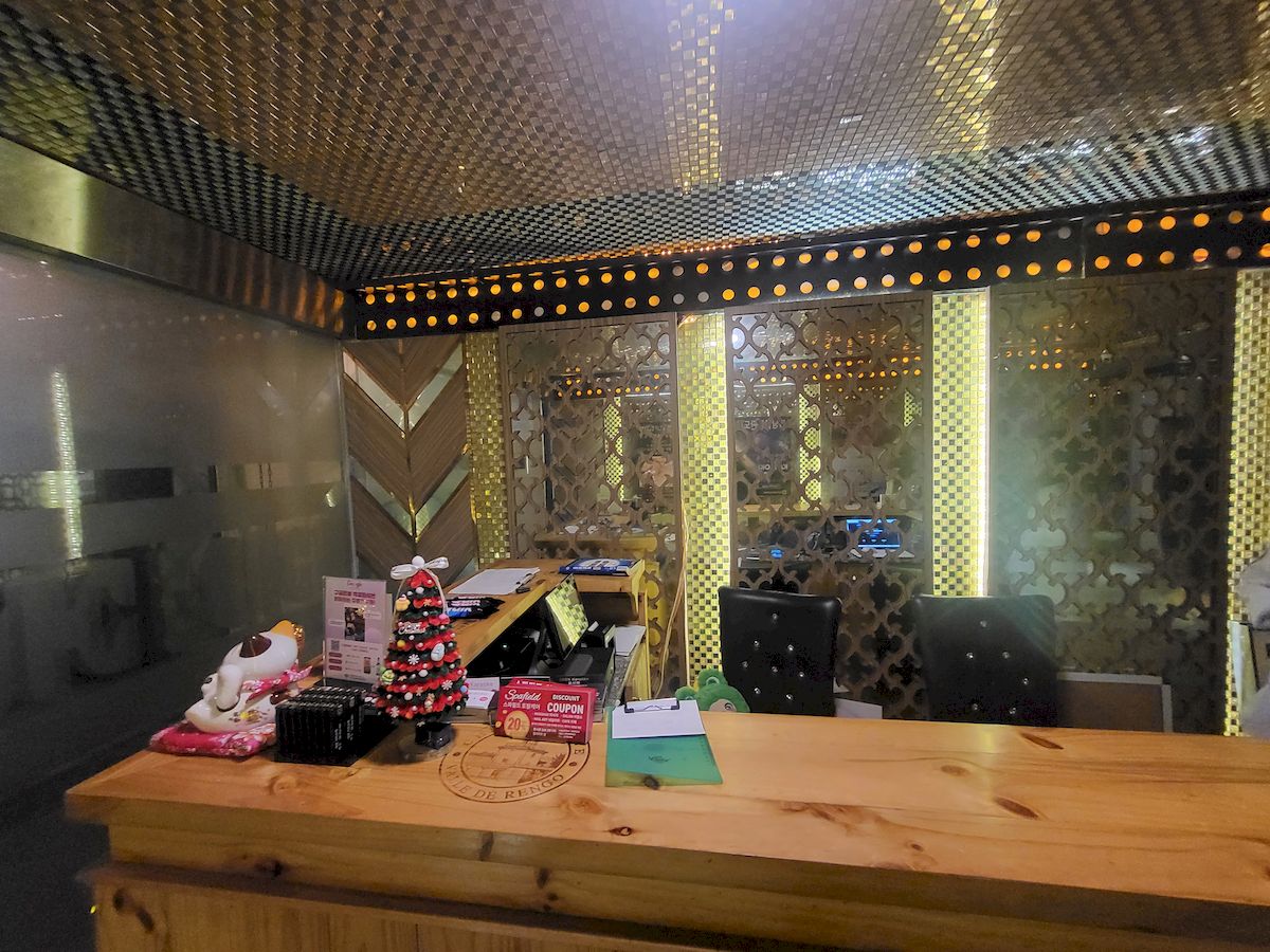 에덴가라오케로비 사진